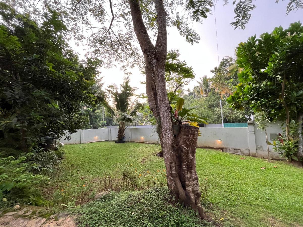 Villa Dinoos- Weligama Exteriér fotografie