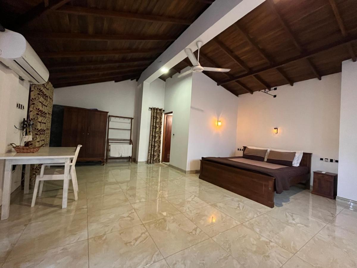 Villa Dinoos- Weligama Exteriér fotografie